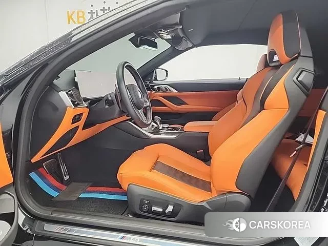 BMW M4 (G82) 2023 Черный из Кореи, фото 2