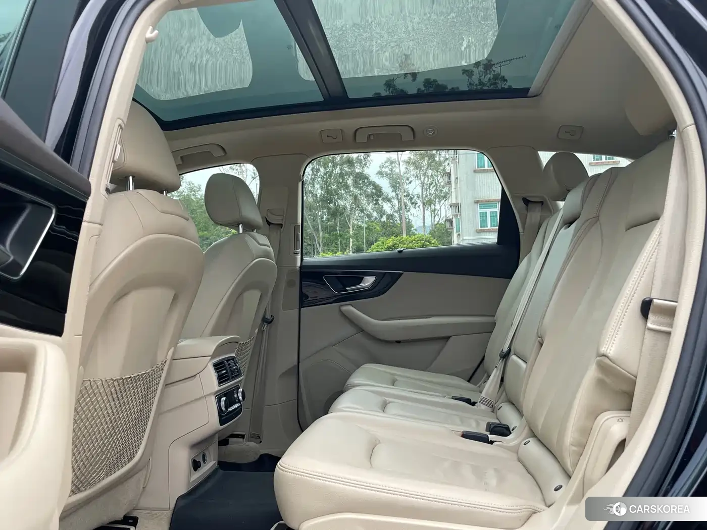 Audi Q7 2019 Черный из Китая, фото 2