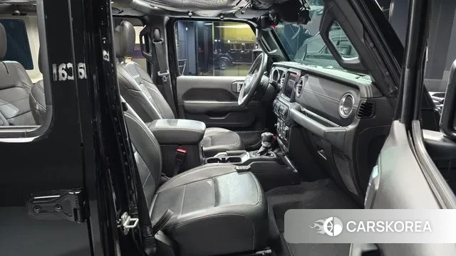 Jeep Wrangler (JL) 2022 Черный из Кореи, фото 2