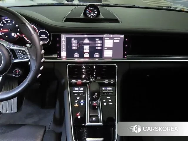 Porsche Panamera (971) 2019 Черный из Кореи, фото 2