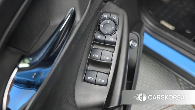 Chevrolet (GM Daewoo) Trailblazer 2022 Небесно-голубой из Кореи, фото 2
