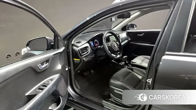 Kia Stonic 2018 Серый из Кореи, фото 2