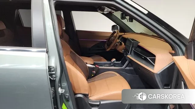 Ssangyong Torres 2023 Зеленый из Кореи, фото 2