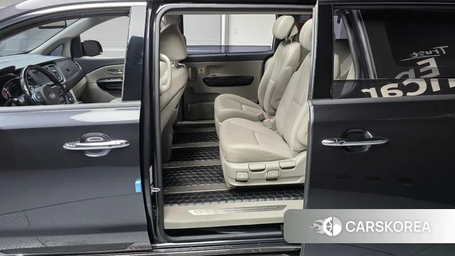 Kia The New Carnival 2018 Серый из Кореи, фото 2