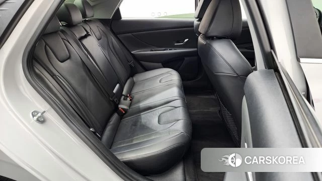 Hyundai Avante (CN7) 2020 Серебристо-серый из Кореи, фото 2