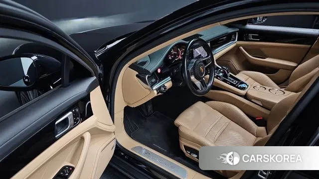 Porsche Panamera (971) 2018 Черный из Кореи, фото 2