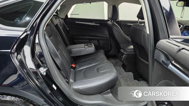 Ford Mondeo 4th Generation 2020 Черный из Кореи, фото 2
