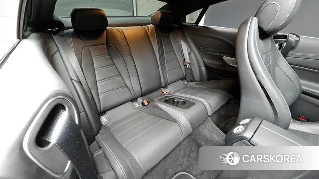 Mercedes-Benz E-Class W213 2022 Белый из Кореи, фото 2