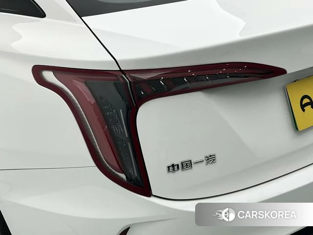 Red flag E-QM5 2023 Другой из Китая, фото 2