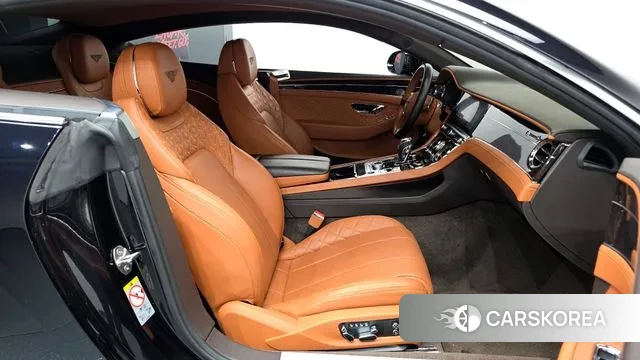 Bentley Continental GT 3rd Generation 2020 Черный из Кореи, фото 2