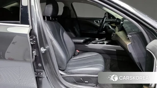 Kia K8 2023 Серый из Кореи, фото 2