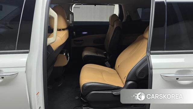 Kia Carnival 4th generation 2023 Белый из Кореи, фото 2