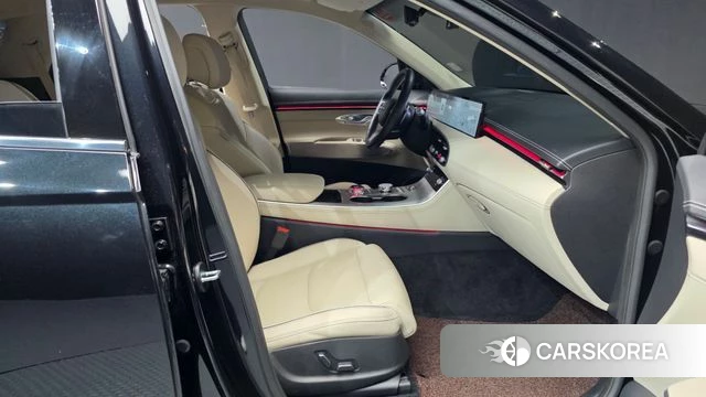 Genesis GV70 2024 Черный из Кореи, фото 2