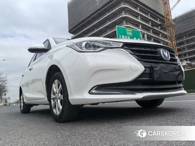 Chang'an Yuexiang 2020 Белый из Китая, фото 2