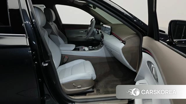 Genesis GV70 2025 Черный из Кореи, фото 2