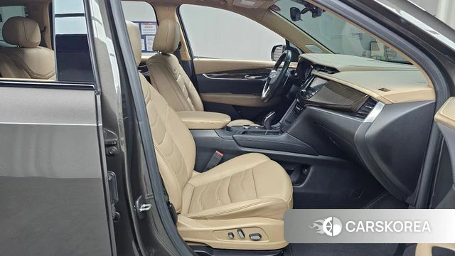 Cadillac XT6 2020 Коричневый из Кореи, фото 2