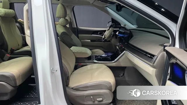 Kia Carnival 4th generation 2021 Белый из Кореи, фото 2