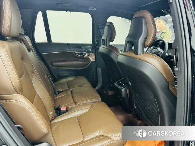 Volvo XC90 2022 Черный из Китая, фото 2