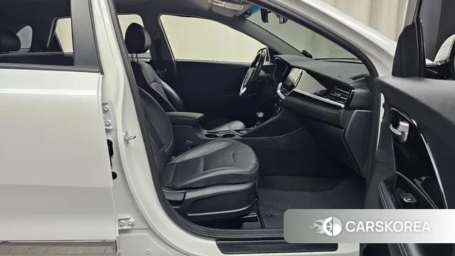 Kia The New Niro 2021 Белый из Кореи, фото 2