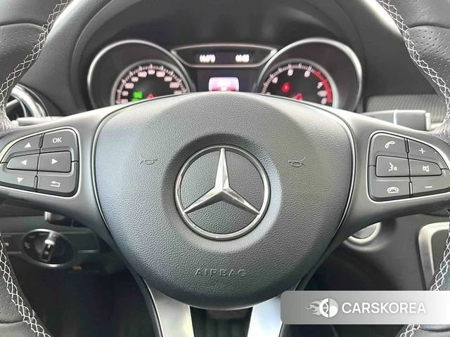 Mercedes-Benz GLA 2018 Красный из Китая, фото 2