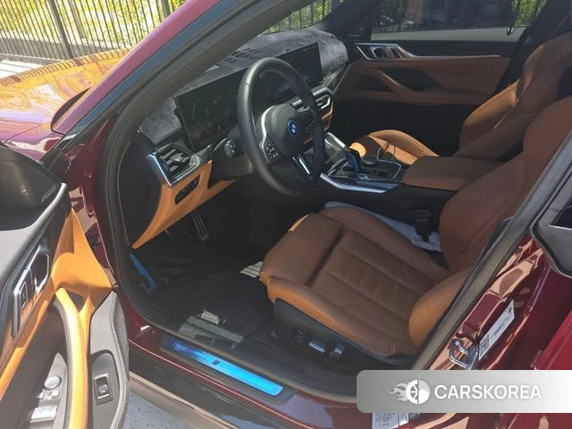 BMW i4 2023 Красный из Кореи, фото 2