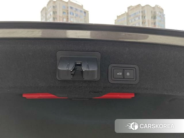 Audi S6 2022 Темно-серый из Китая, фото 2