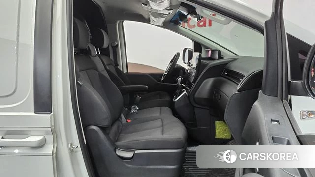 Hyundai Staria 2021 Белый из Кореи, фото 2