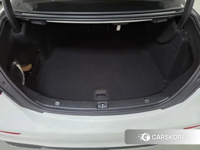 Mercedes-Benz E-Class W213 2022 Белый из Кореи, фото 2