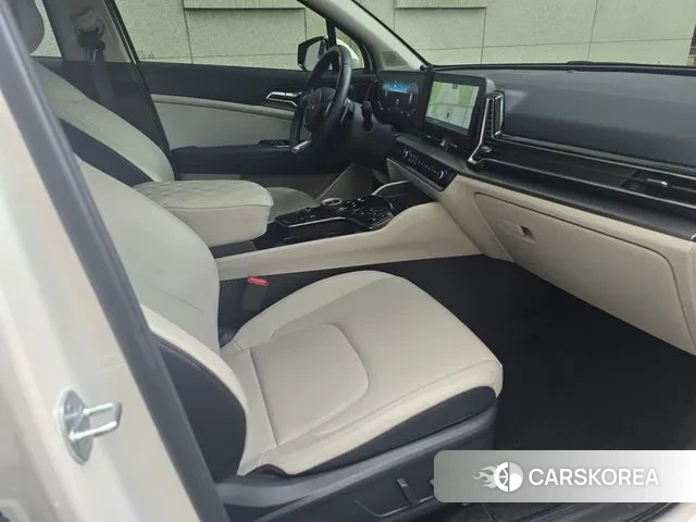 Kia Sportage 5th Generation 2023 Белый из Кореи, фото 2