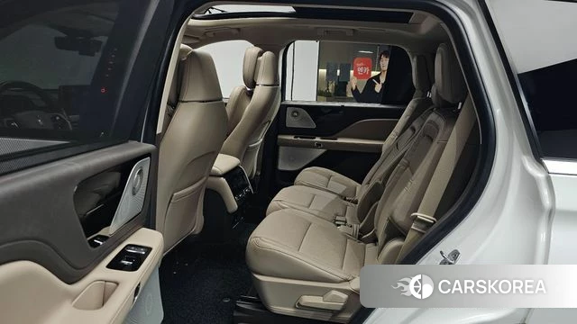 Lincoln Aviator 2nd generation 2021 Белый из Кореи, фото 2