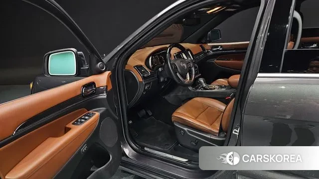 Jeep Grand Cherokee 2021 Серый из Кореи, фото 2