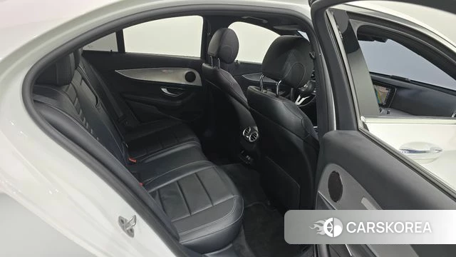 Mercedes-Benz E-Class W213 id 4525739 из Кореи 2
