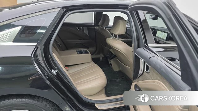 Kia K8 Hybrid 2021 Черный из Кореи, фото 2