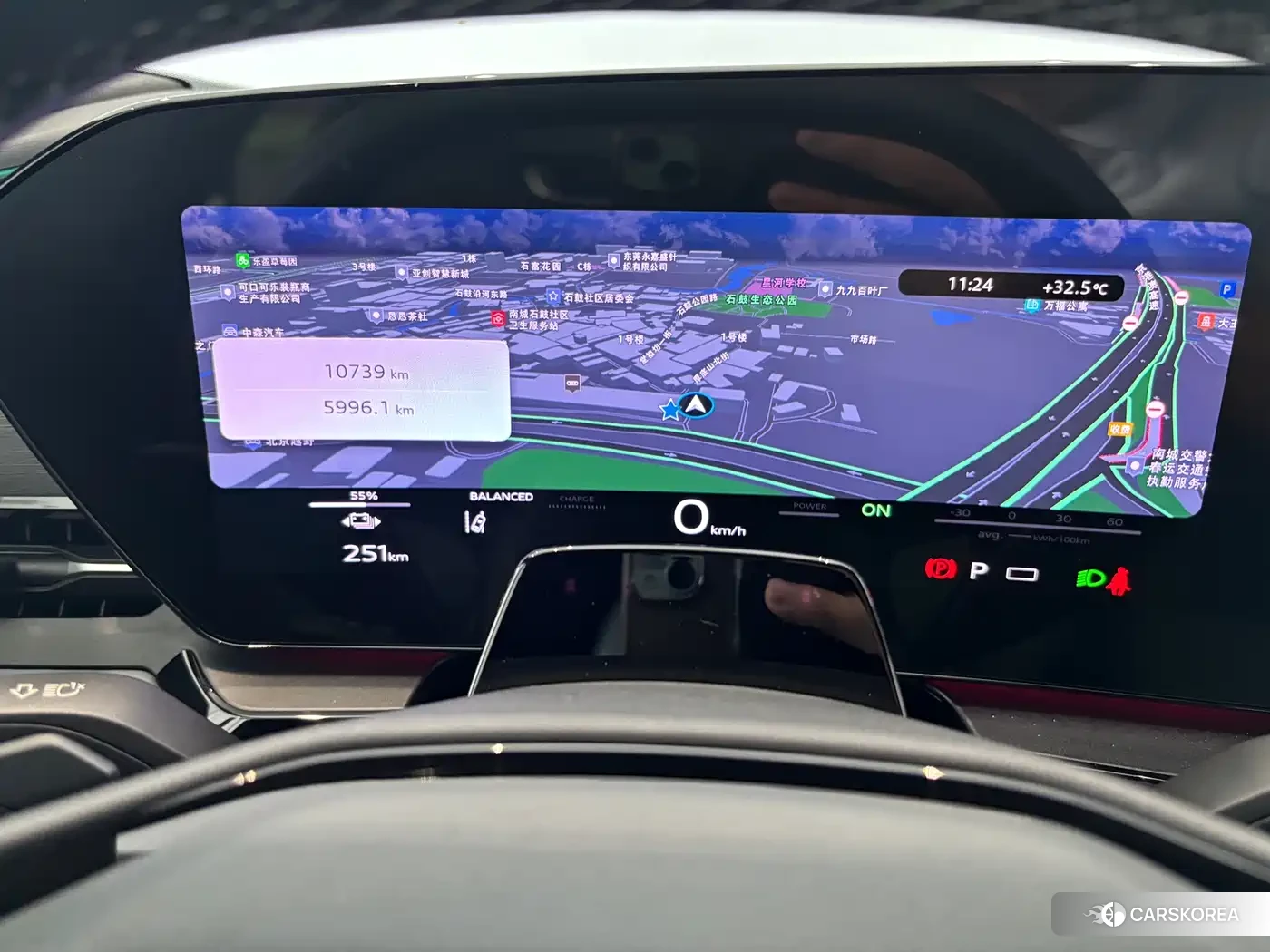 Audi Q6L Sportback e-tron 2025 Red/purple из Китая, фото 2