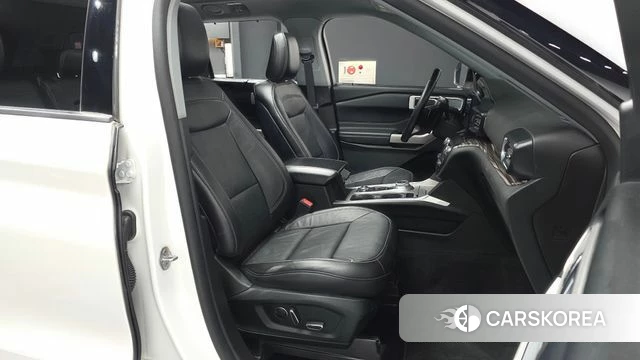 Ford Explorer 6th Generation 2020 Белый из Кореи, фото 2