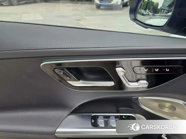 Mercedes-Benz Class C 2024 Белый из Китая, фото 2