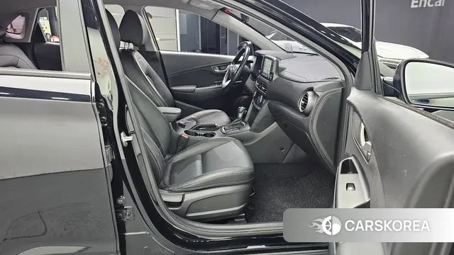 Hyundai Kona 2018 Черный из Кореи, фото 2