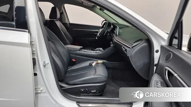 Hyundai Sonata (DN8) 2022 Белый из Кореи, фото 2