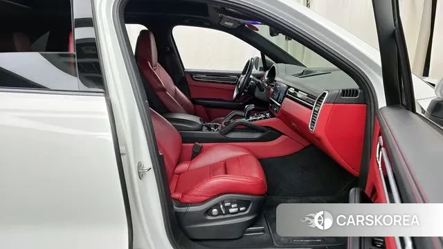 Porsche Cayenne (PO536) 2019 Белый из Кореи, фото 2