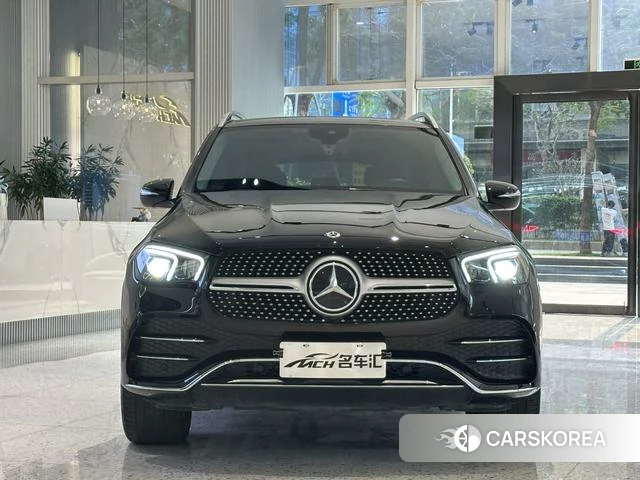 Mercedes-Benz GLE (import) 2022 Черный из Китая, фото 2
