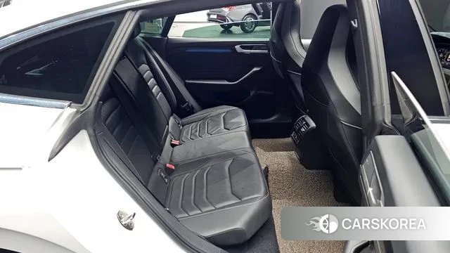 Volkswagen Arteon 2022 Белый из Кореи, фото 2