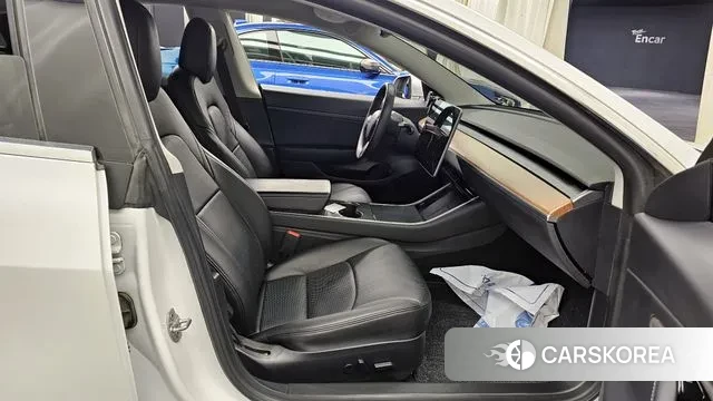 Tesla Model 3 2020 Белый из Кореи, фото 2