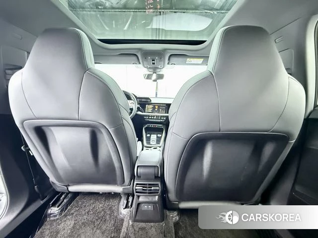 Audi A3 2023 Белый из Китая, фото 2
