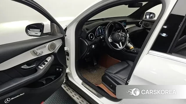 Mercedes-Benz GLC-Class X253 2020 Белый из Кореи, фото 2