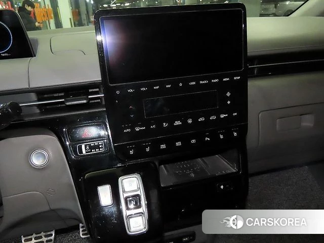 Hyundai Staria 2021 Черный из Кореи, фото 2