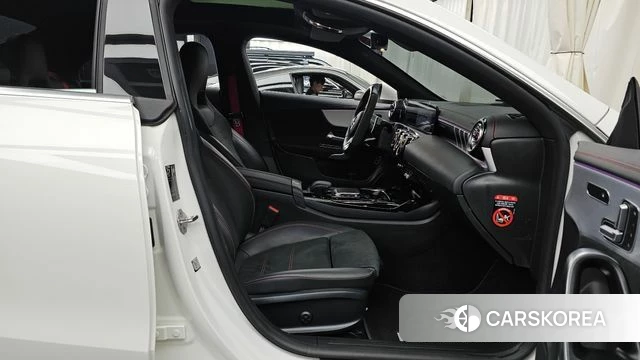 Mercedes-Benz CLA-Class C118 2021 Белый из Кореи, фото 2