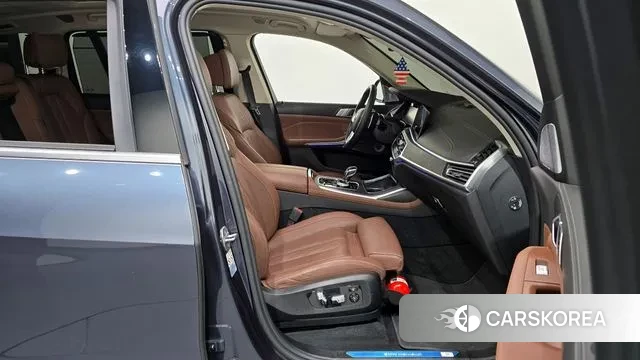 BMW X7 (G07) 2022 Серый из Кореи, фото 2