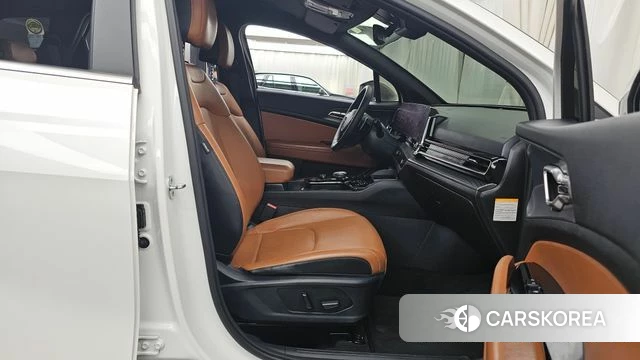 Kia Sportage 5th Generation Hybrid 2021 Белый из Кореи, фото 2