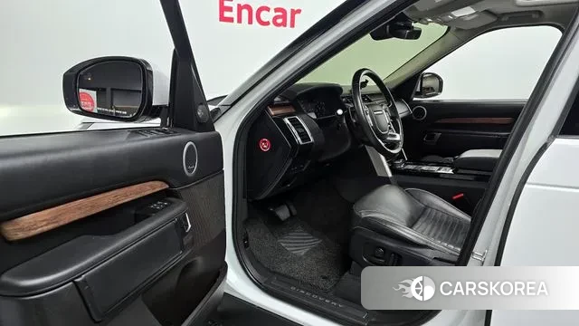 Land Rover Discovery 5 2018 Белый из Кореи, фото 2