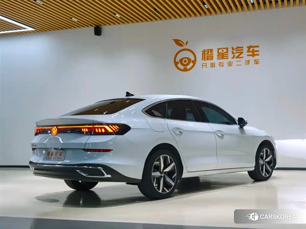 Volkswagen Lamando 2024 Белый из Китая, фото 2